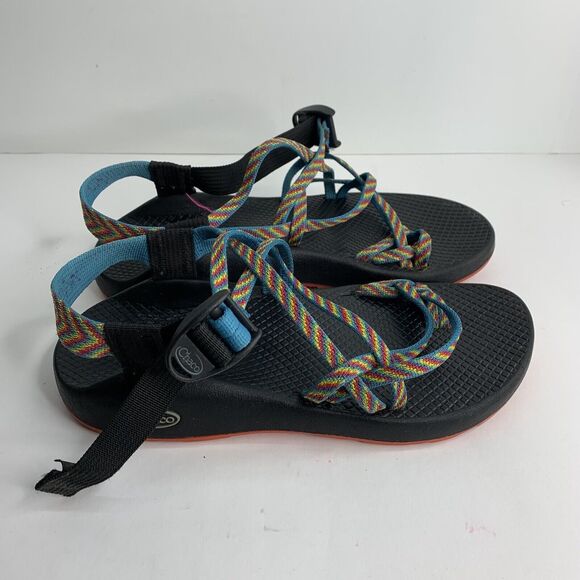 Chaco ZX/2 Yampa Fiesta Size 8 Rainbow Stripe Toe Ring  Ankle Strap‎ Sandals - Picture 1 of 8